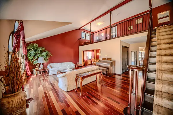17045 Kerry AVE, Orland Park, IL 60467