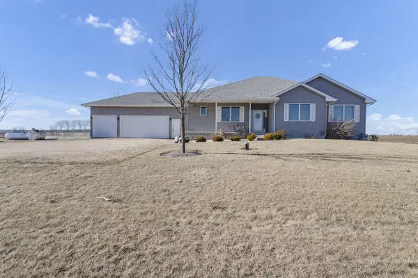 34765 Jefferson RD, Genoa, IL 60135