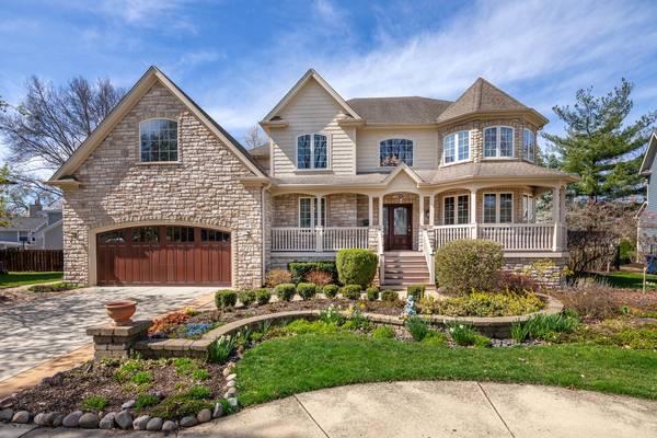 717 WEHRLI DR, Naperville, IL 60540
