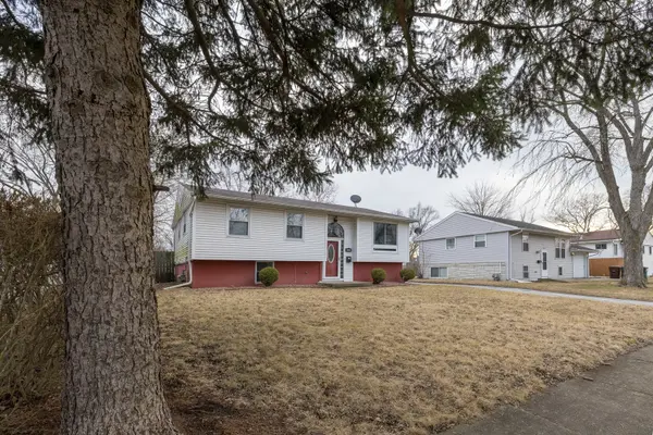 426 E Tulip DR, Glenwood, IL 60425