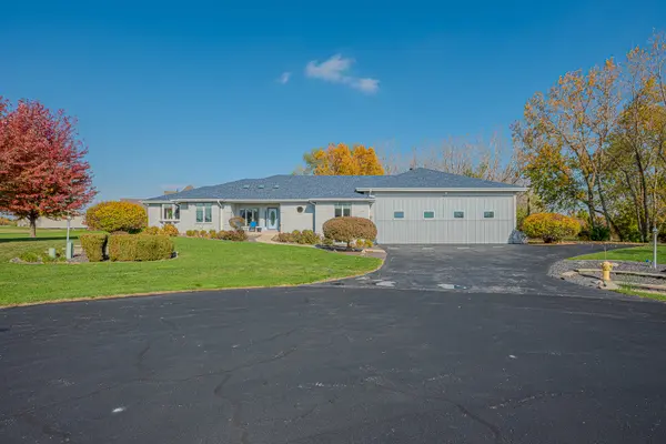 6808 W Johnson CT, Monee, IL 60449