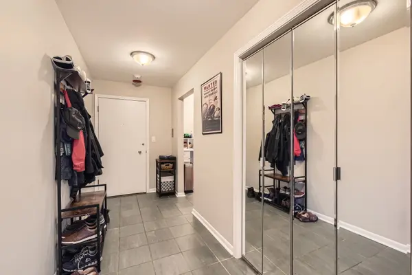 2600 Windsor #2E, Park Ridge, IL 60068