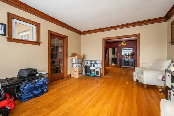 424 E 87th PL, Chicago, IL 60619