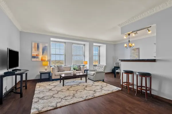 6101 N Sheridan RD #14C, Chicago, IL 60660