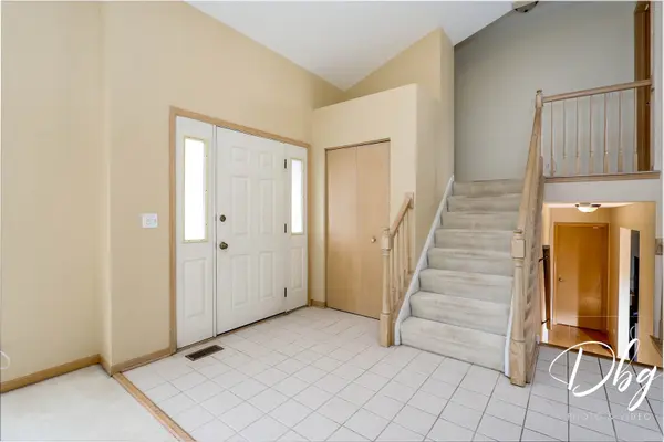 2557 N ORCHARD LN, Round Lake Beach, IL 60073
