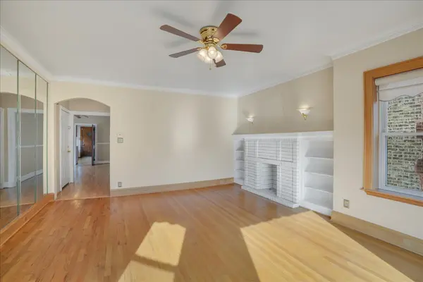 7738 S Merrill AVE, Chicago, IL 60649