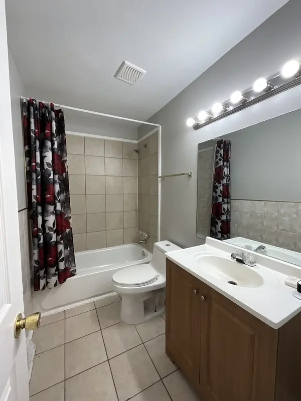 16450 Honore AVE Markham, IL 60428