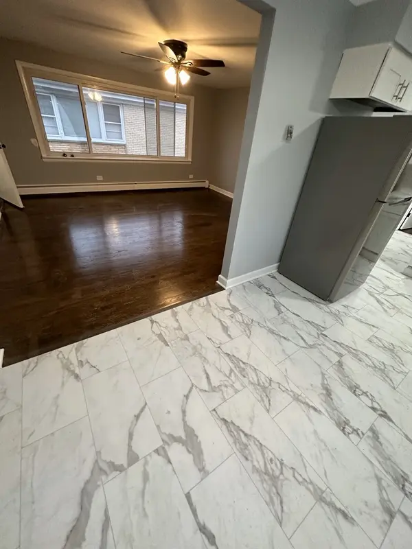 6212 W Montrose AVE, Chicago, IL 60634