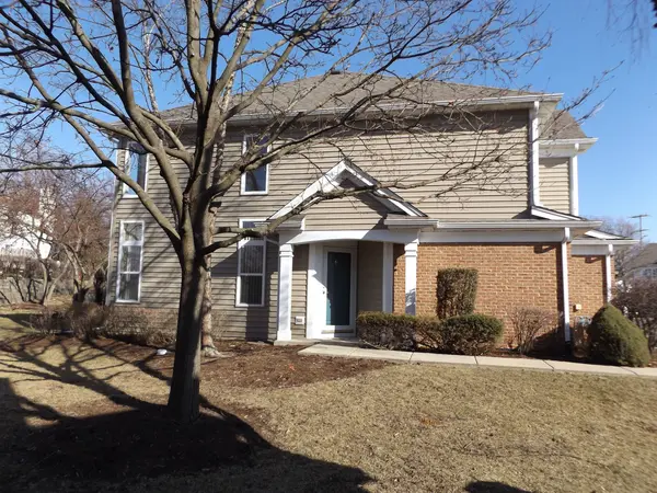 1584 E Citadel CT, Palatine, IL 60074