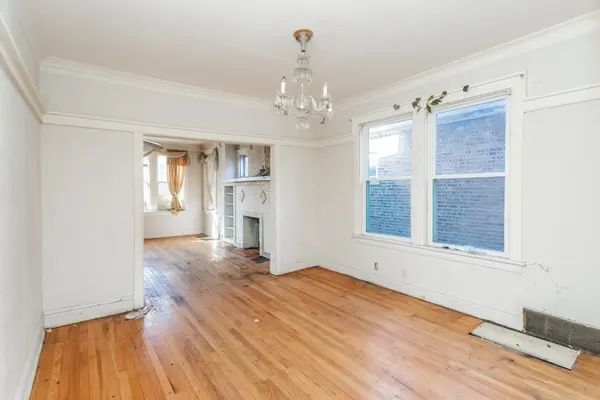 8011 S Dante AVE, Chicago, IL 60619