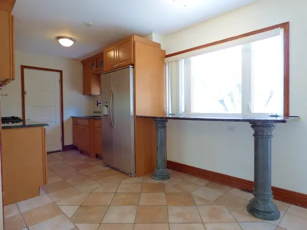 240 Springfield TER, Des Plaines, IL 60018