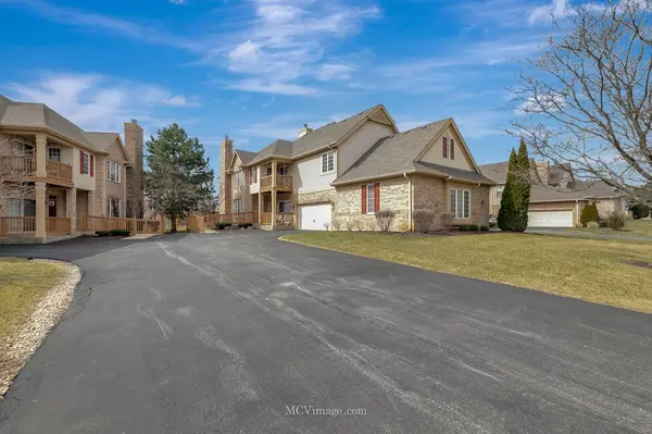 3301 Spyglass CIR #3301, Palos Heights, IL 60463