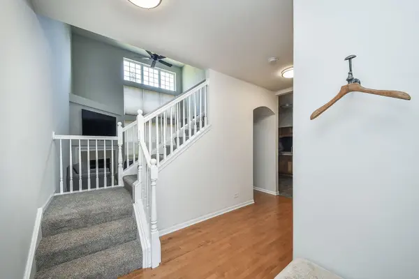 1924 Sun Drop CT, Bartlett, IL 60103