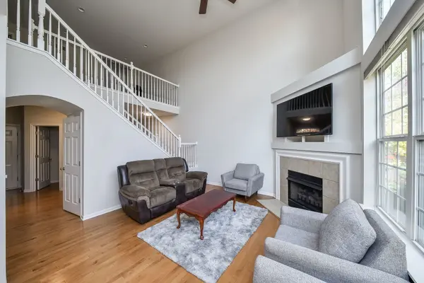 1924 Sun Drop CT, Bartlett, IL 60103