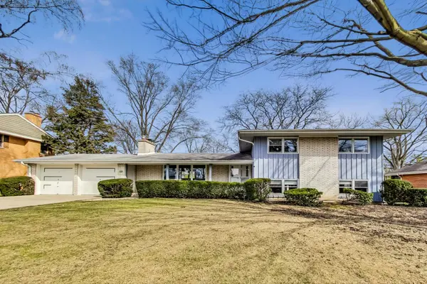 309 N Dale AVE,  Mount Prospect,  IL 60056