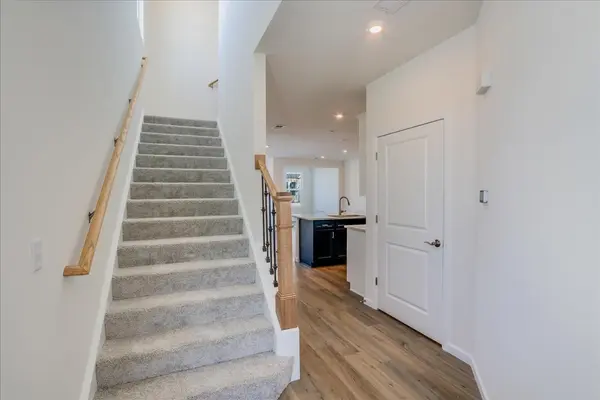 640 Switchgrass WAY #59001, Bolingbrook, IL 60490