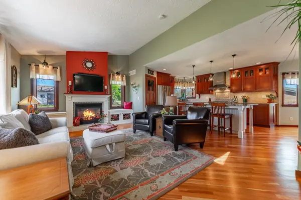 6236 Cotswold LN, Cherry Valley, IL 61016