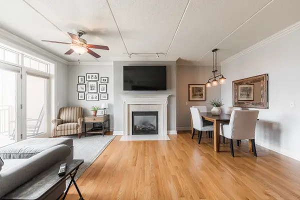 310 S Main ST #306, Lombard, IL 60148