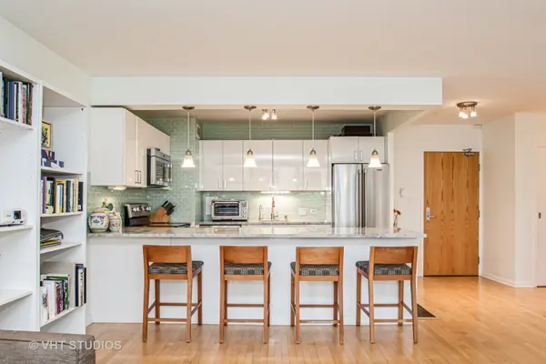 1445 N State Pkwy #405, Chicago, IL 60610