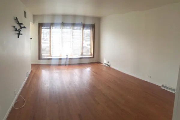 7044 W 64th ST, Chicago, IL 60638