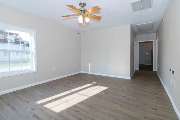 104 S Main ST, Arrowsmith, IL 61722
