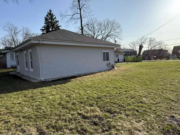 42997 N Janette ST, Antioch, IL 60002