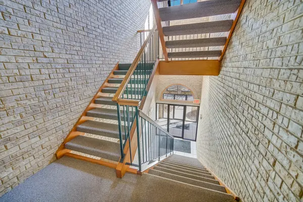 11850 Windemere CT #103, Orland Park, IL 60467