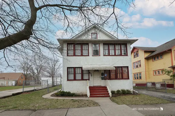 824 S Jackson ST, Waukegan, IL 60085