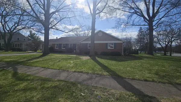 25W101 Marblehead CT, Naperville, IL 60540