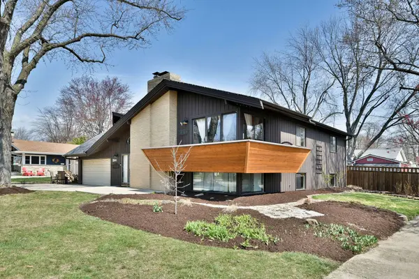1144 Modaff RD, Naperville, IL 60540