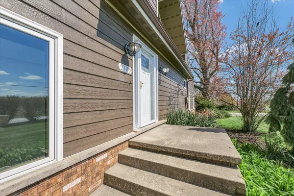2708 E Perkins RD, Urbana, IL 61802