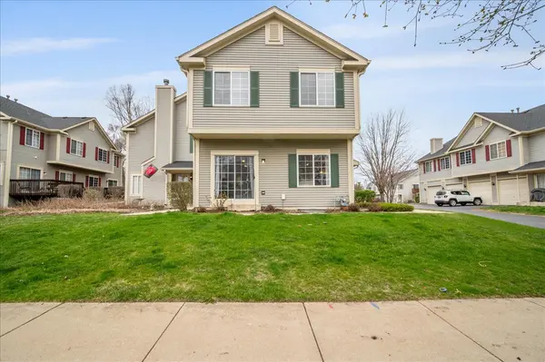308 Windsor CT #A, South Elgin, IL 60177