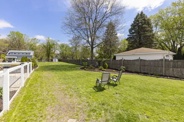 443 S Summit AVE, Villa Park, IL 60181