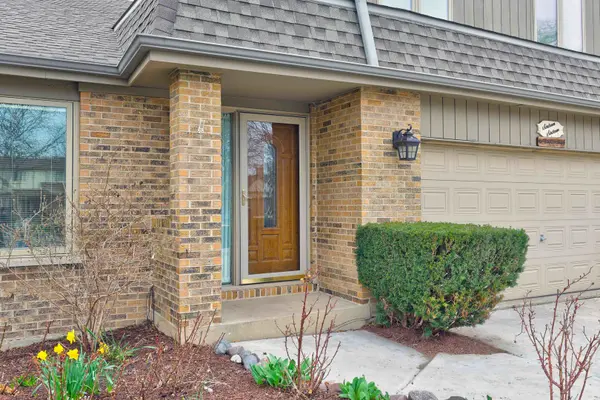 1616 N Dale AVE, Arlington Heights, IL 60004