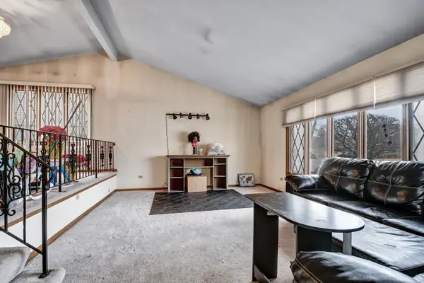 748 KOSTNER AVE, Matteson, IL 60443