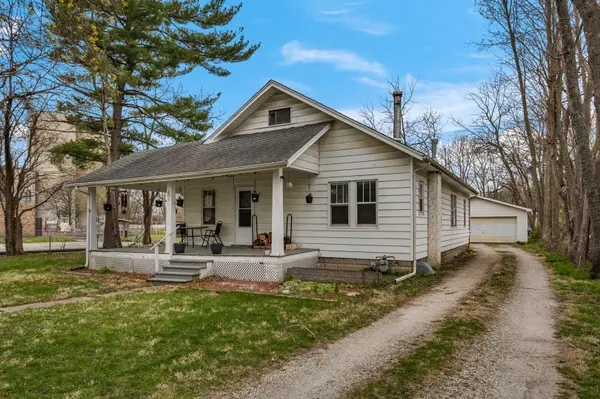 203 S Market ST, Bondville, IL 61815