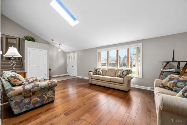 25017 W Sundance CT, Plainfield, IL 60544