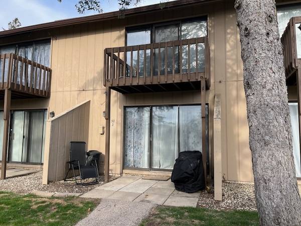 30 Montego Colony #2, Fox Lake, IL 60020