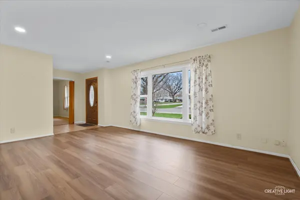 946 Hammond AVE, Aurora, IL 60506