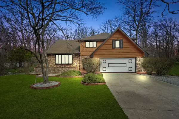 24357 S Plum Valley DR, Crete, IL 60417