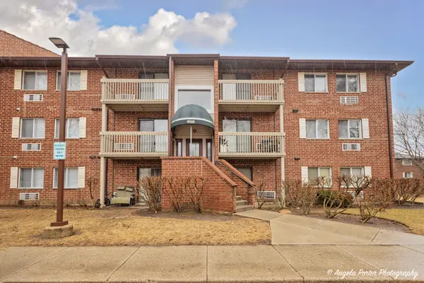 900 N Lakeside DR #1D, Vernon Hills, IL 60061