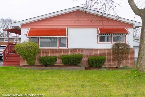 230 Coolidge ST, Chicago Heights, IL 60411