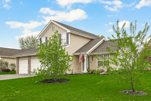 4240 Hearthstone LN, Belvidere, IL 61008