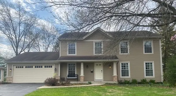 205 White Fawn TRL, Downers Grove, IL 60516