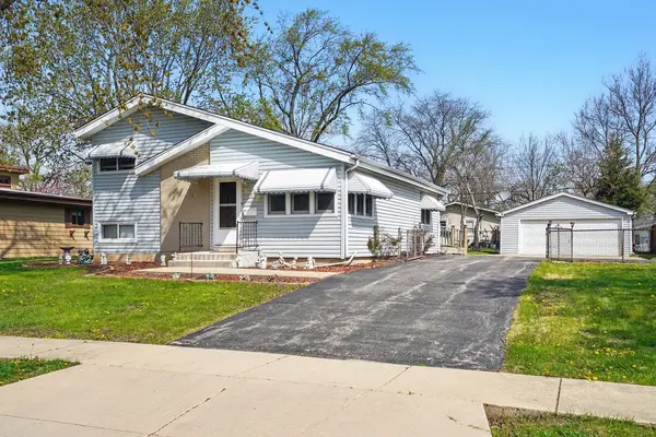 638 Easy ST, Glendale Heights, IL 60139