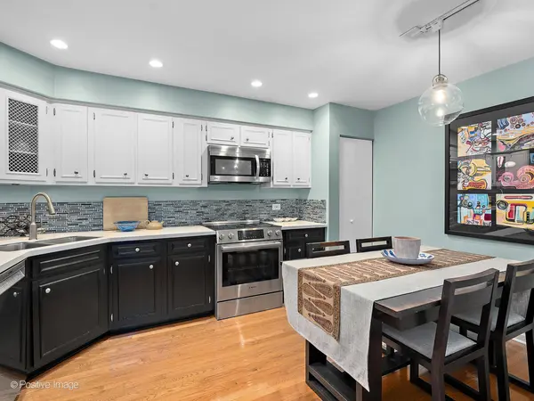 441 N Park BLVD #2I, Glen Ellyn, IL 60137