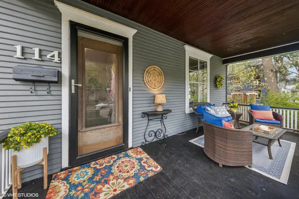 114 S Loomis ST, Naperville, IL 60540