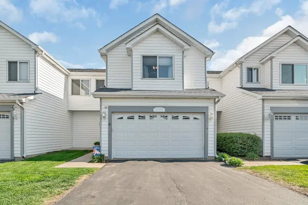 1726 Waters Edge DR, Minooka, IL 60447