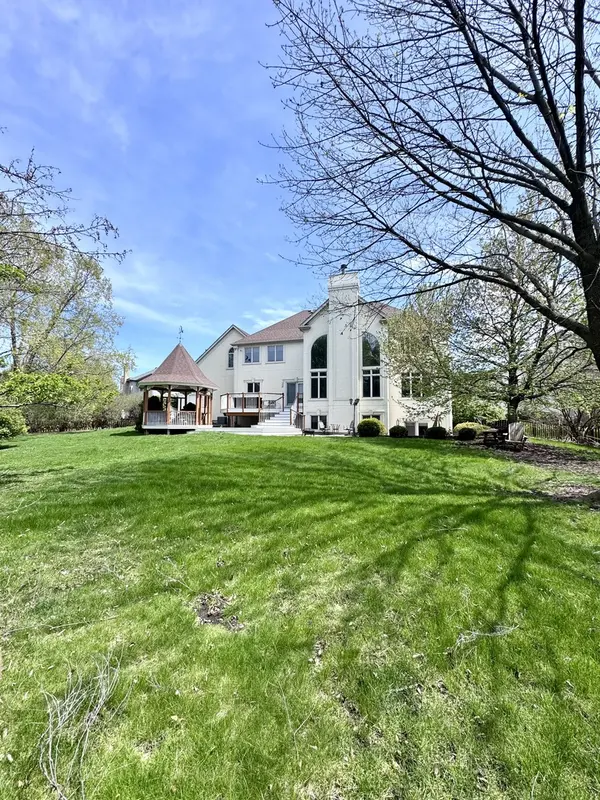 2347 Simsbury CT, Naperville, IL 60564