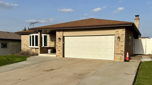 15509 Brianne LN, Oak Forest, IL 60452